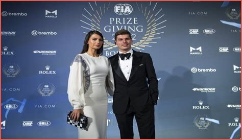 How Old Is Kelly Piquet: Unveiling The Formula 1 Beauty's Age